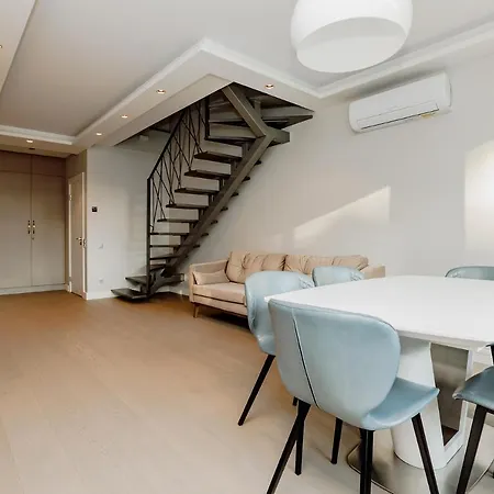 Amber Diamond - 3 Level Townhouse Appartement *